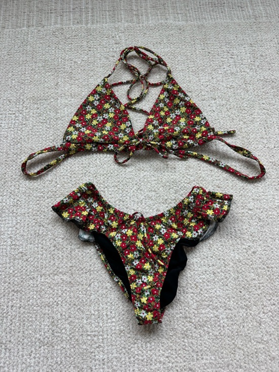 Montce Sienna Floral Bikini - Picture 3 of 4